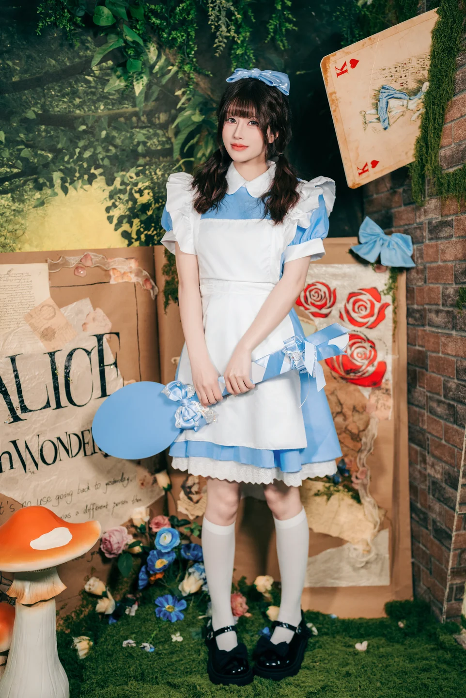 鹿八岁baby - No.099 爱丽丝梦游仙境 [24P-961MB] tg@simisebaisi 【丝足阁】001.webp